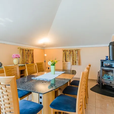 Apartament Roza *